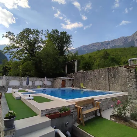 Kuca Za Odmor Sa Bazenom Diva Grabovica Дом отдыха Jablanica