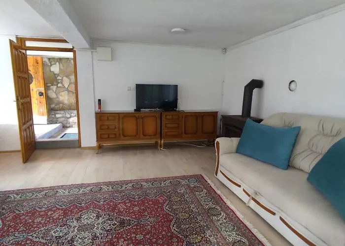 Kuca Za Odmor Sa Bazenom Diva Grabovica *